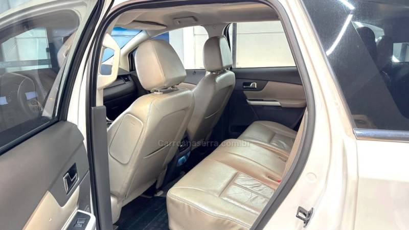 FORD - EDGE - 2012/2013 - Branca - R$ 68.900,00