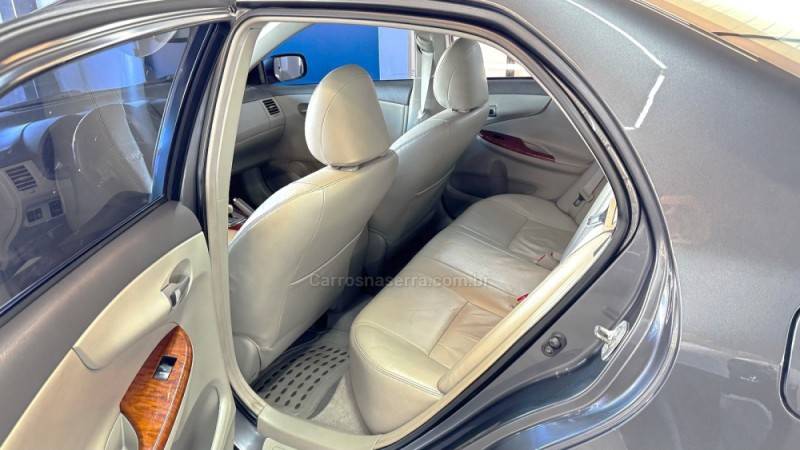 TOYOTA - COROLLA - 2009/2009 - Cinza - R$ 64.900,00
