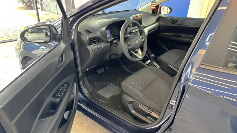 HYUNDAI - HB20 - 2023/2024 - Azul - R$ 92.900,00