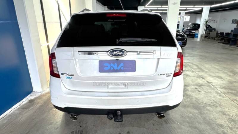 FORD - EDGE - 2012/2013 - Branca - R$ 68.900,00