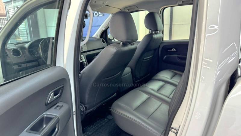 VOLKSWAGEN - AMAROK - 2014/2015 - Branca - R$ 108.900,00