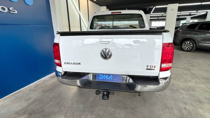VOLKSWAGEN - AMAROK - 2014/2015 - Branca - R$ 108.900,00