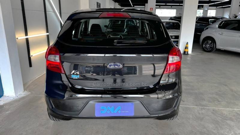 FORD - KA - 2018/2019 - Preta - R$ 49.900,00