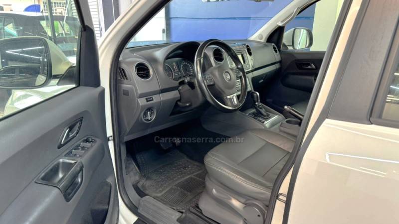 VOLKSWAGEN - AMAROK - 2014/2015 - Branca - R$ 108.900,00