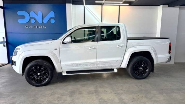 VOLKSWAGEN - AMAROK - 2014/2015 - Branca - R$ 108.900,00
