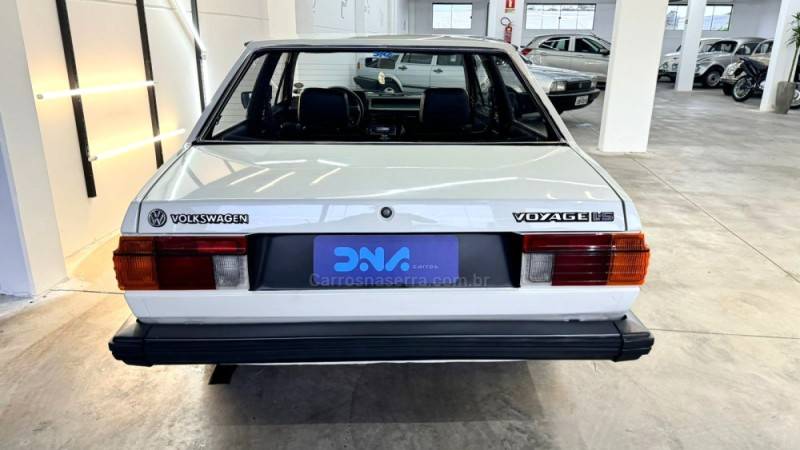 VOLKSWAGEN - VOYAGE - 1983/1983 - Branca - R$ 29.900,00