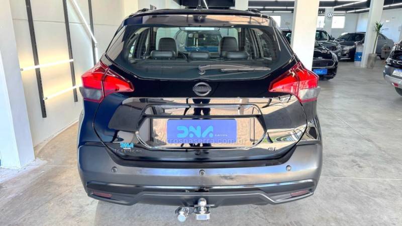 NISSAN - KICKS - 2017/2017 - Preta - R$ 86.900,00