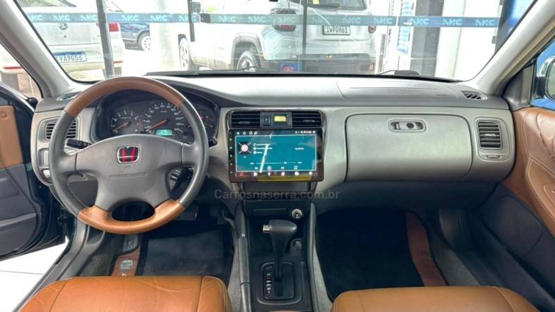 HONDA - ACCORD - 1998/1998 - Verde - R$ 39.900,00