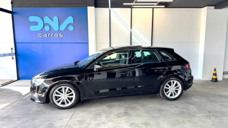 AUDI - A3 - 2014/2014 - Preta - R$ 95.900,00